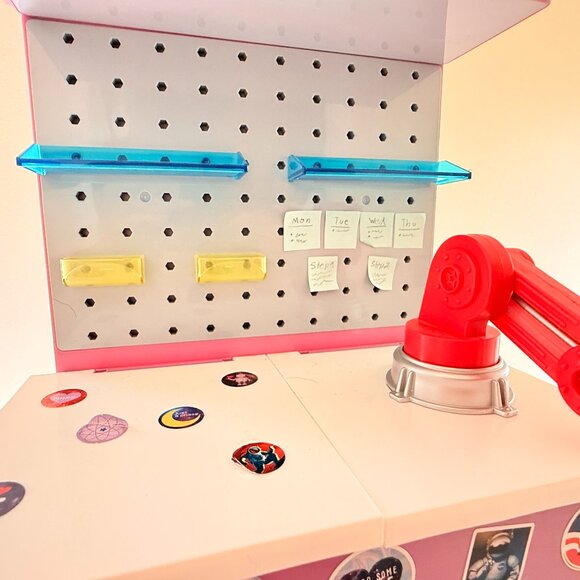 American Girl Luciana Astronaut Workstation & Telescope - Picture 4 of 6